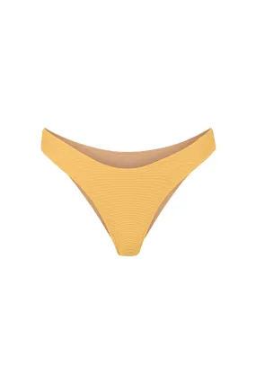 Signature Curve Brief - Mango