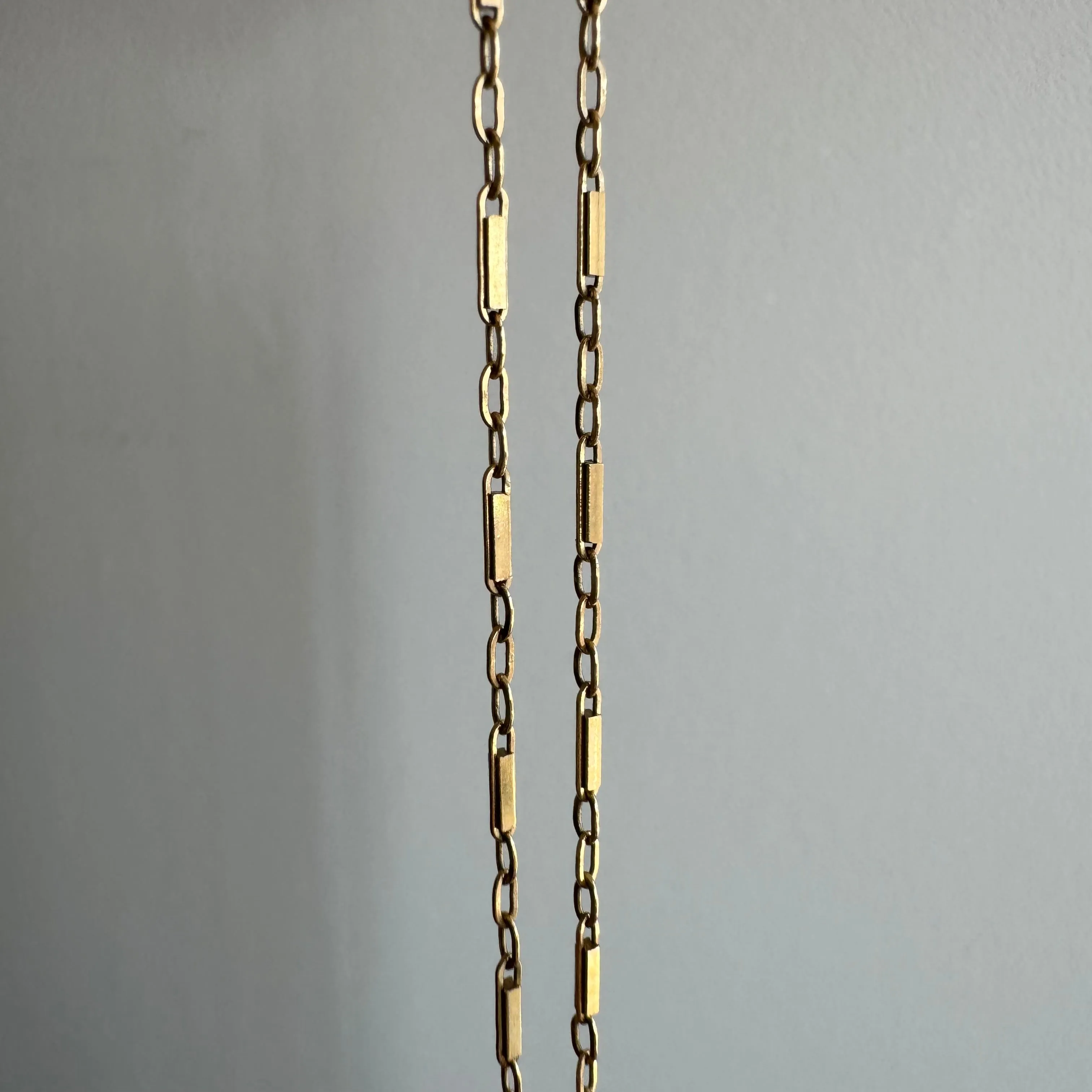 V I N T A G E // daintiest trombone / 14k yellow gold bar link station chain / 15.25